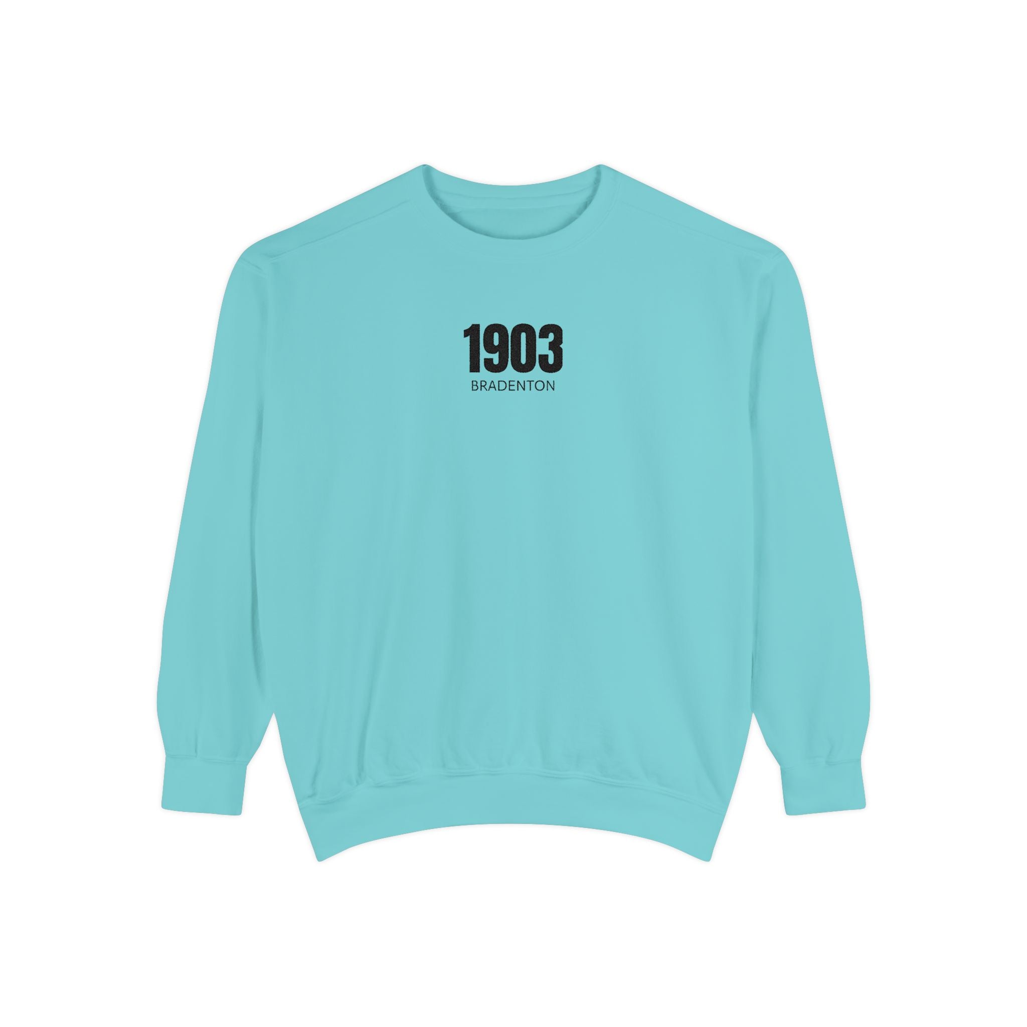 3 - 1903 Crest Embroidered Sweatshirt – Minimal Vintage College Pullover