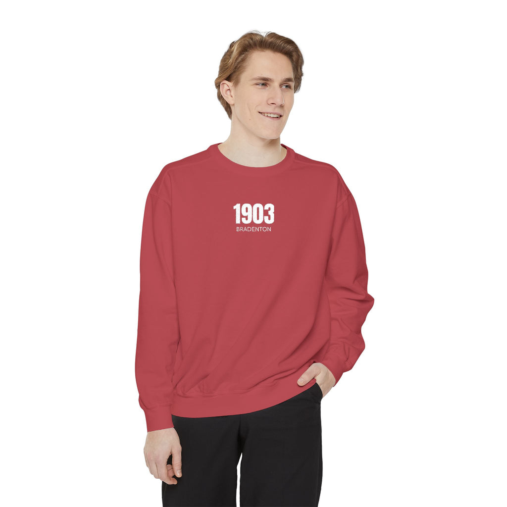 3 - 1903 Crest Embroidered Sweatshirt – Minimal Vintage College Pullover