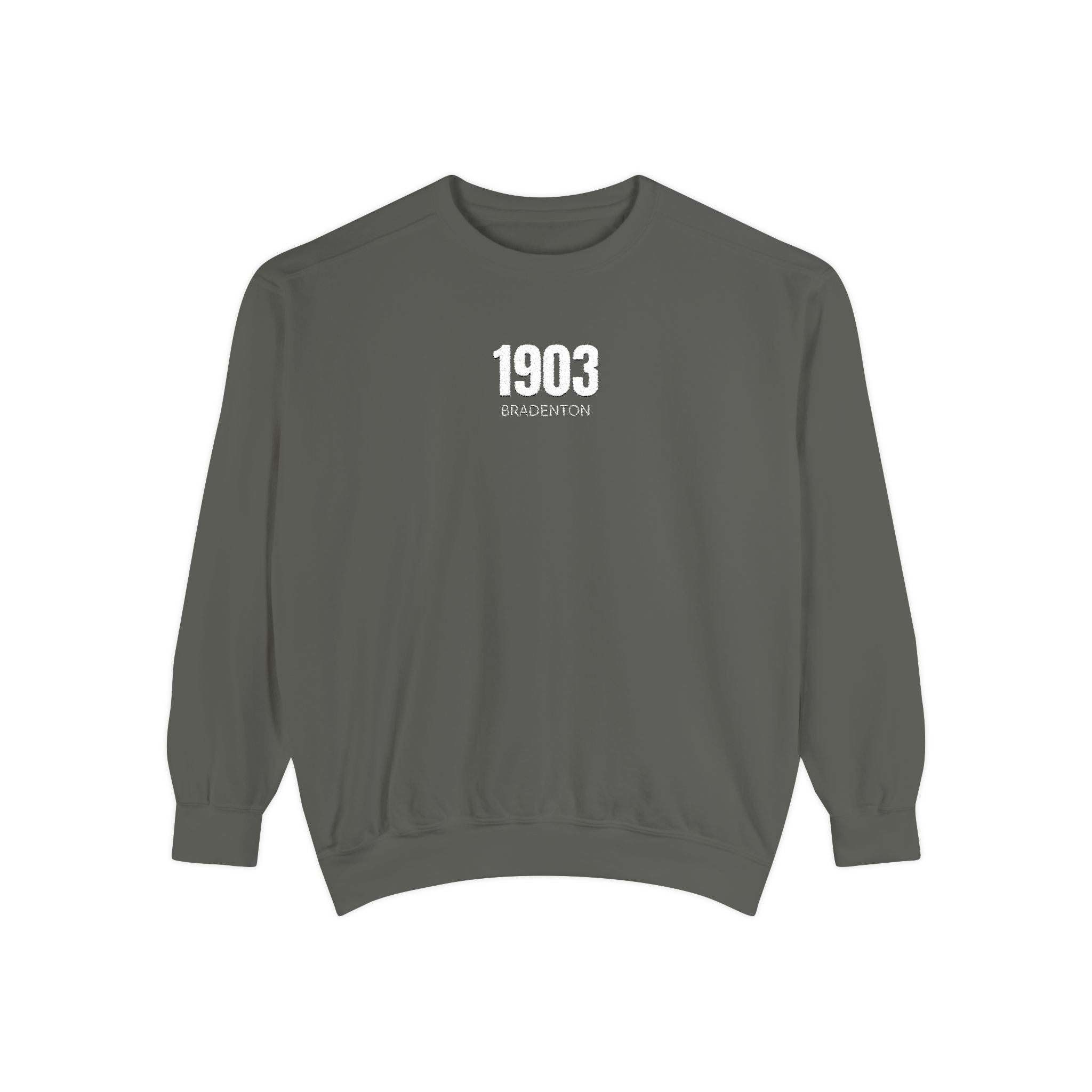 3 - 1903 Crest Embroidered Sweatshirt – Minimal Vintage College Pullover