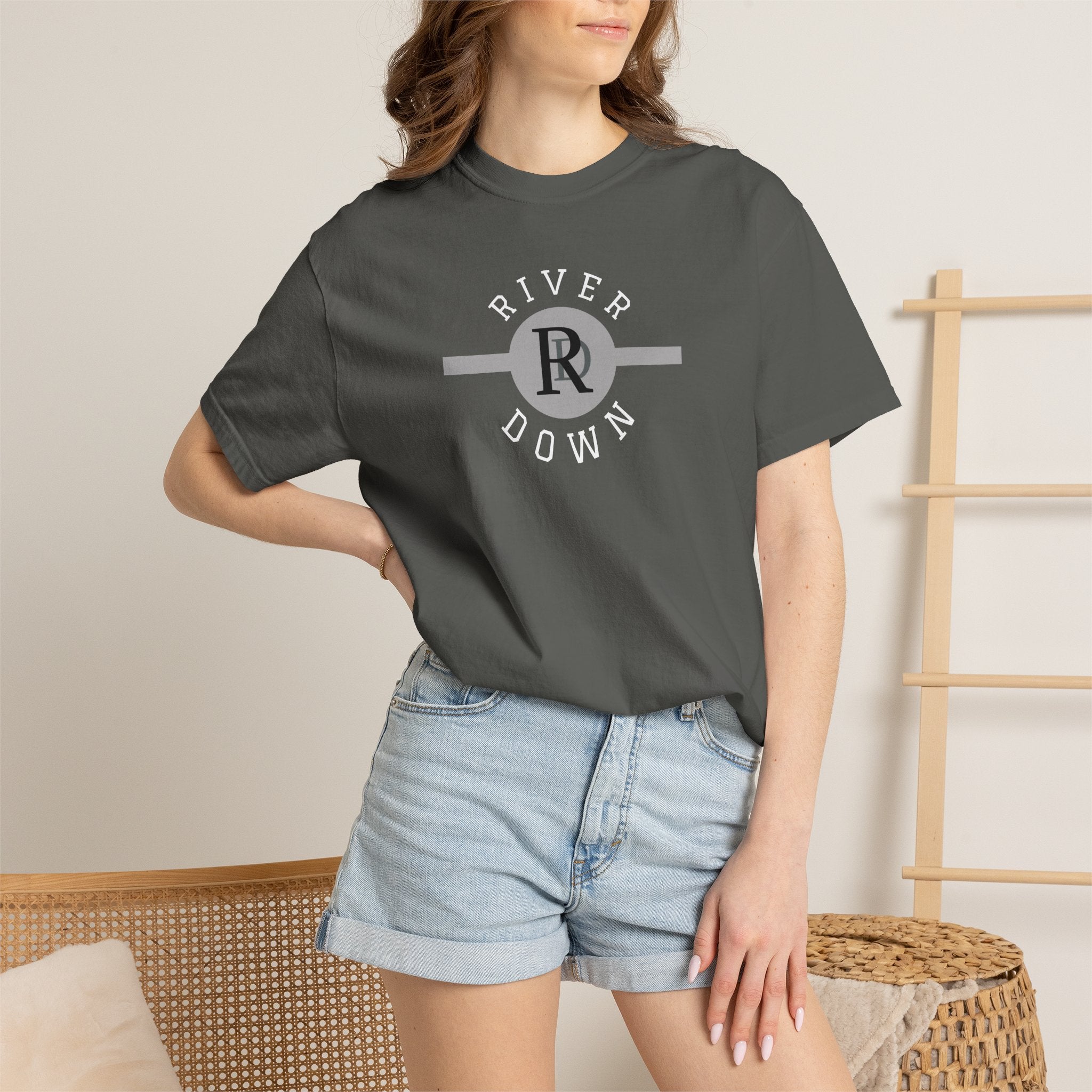 10 - Logo RD Tee Multi Colors RD Circle Graphic - T-Shirt