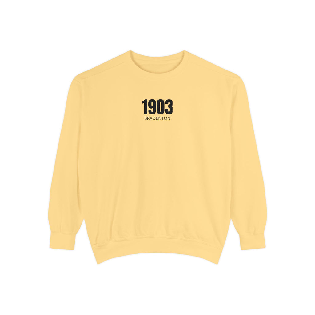 3 - 1903 Crest Embroidered Sweatshirt – Minimal Vintage College Pullover