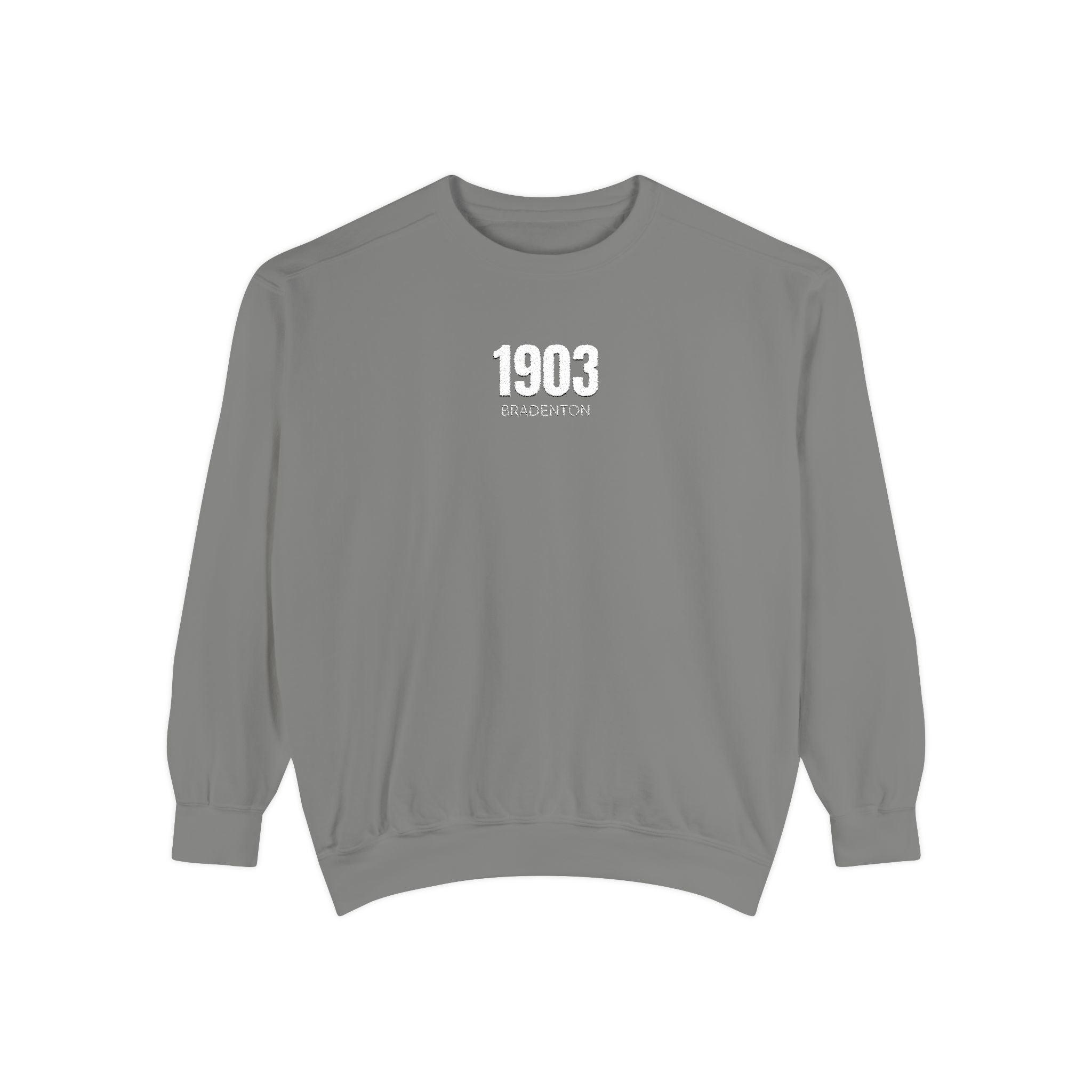 3 - 1903 Crest Embroidered Sweatshirt – Minimal Vintage College Pullover