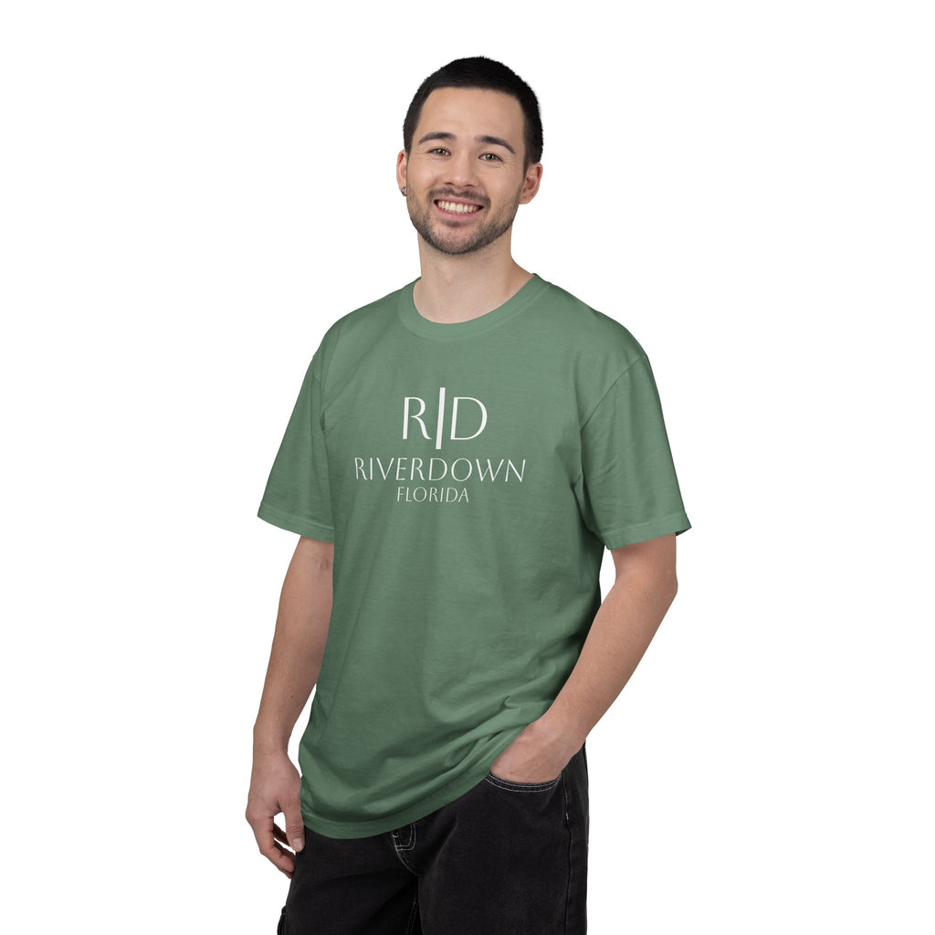 10 - Tee Multi Colors Sunset Relaxation — Minimalist Initials T-Shirt
