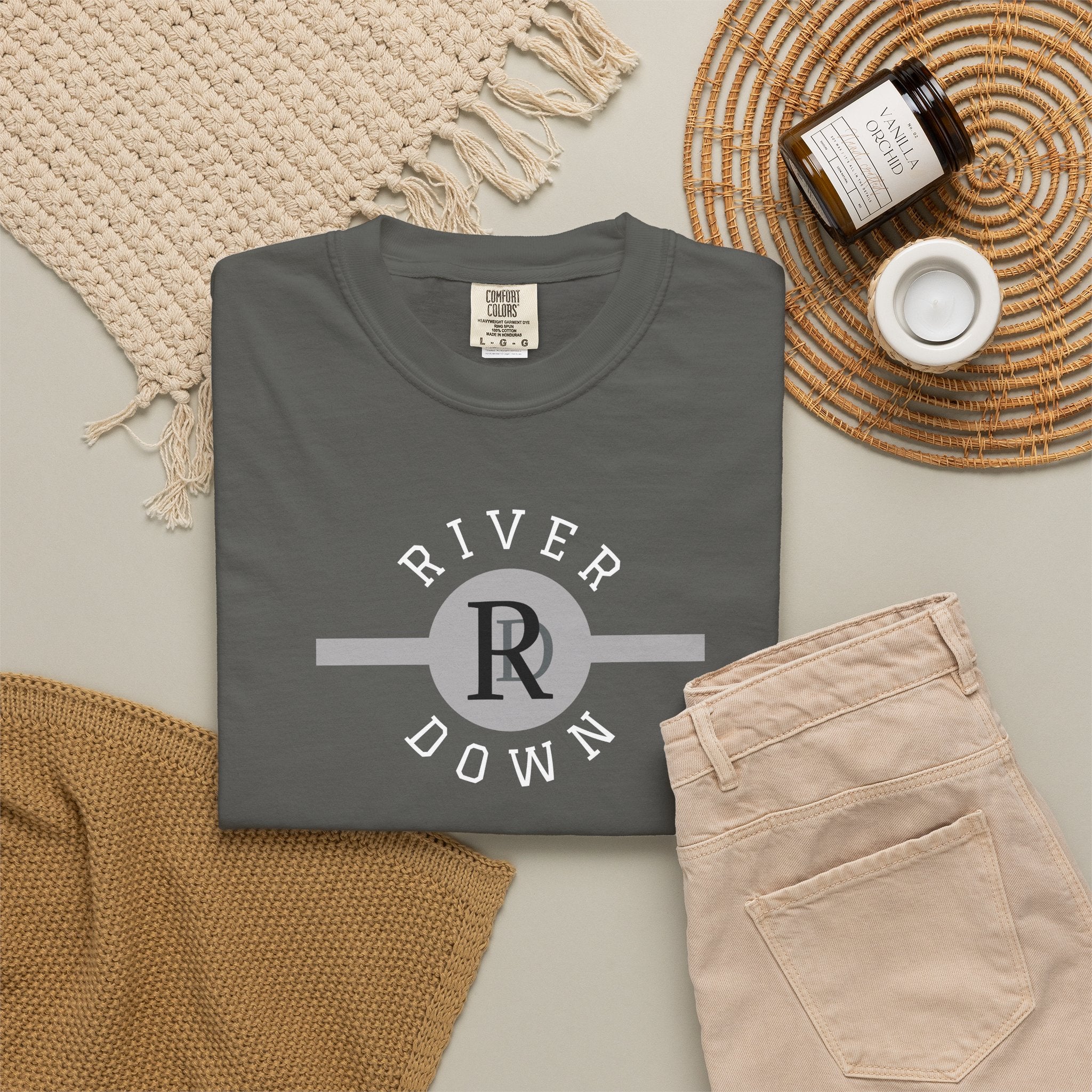 10 - Logo RD Tee Multi Colors RD Circle Graphic - T-Shirt