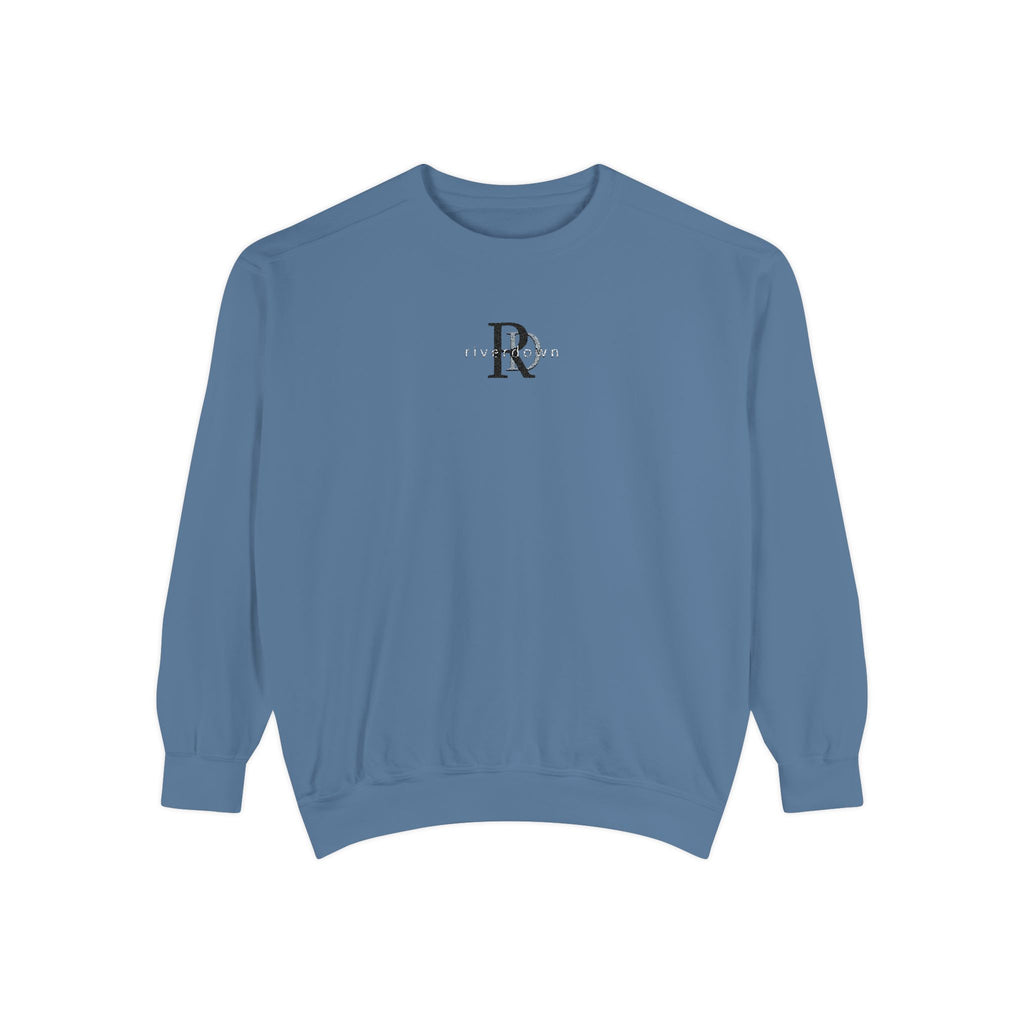 3 - Embroidered RD Sweatshirt – Minimal Vintage College Pullover